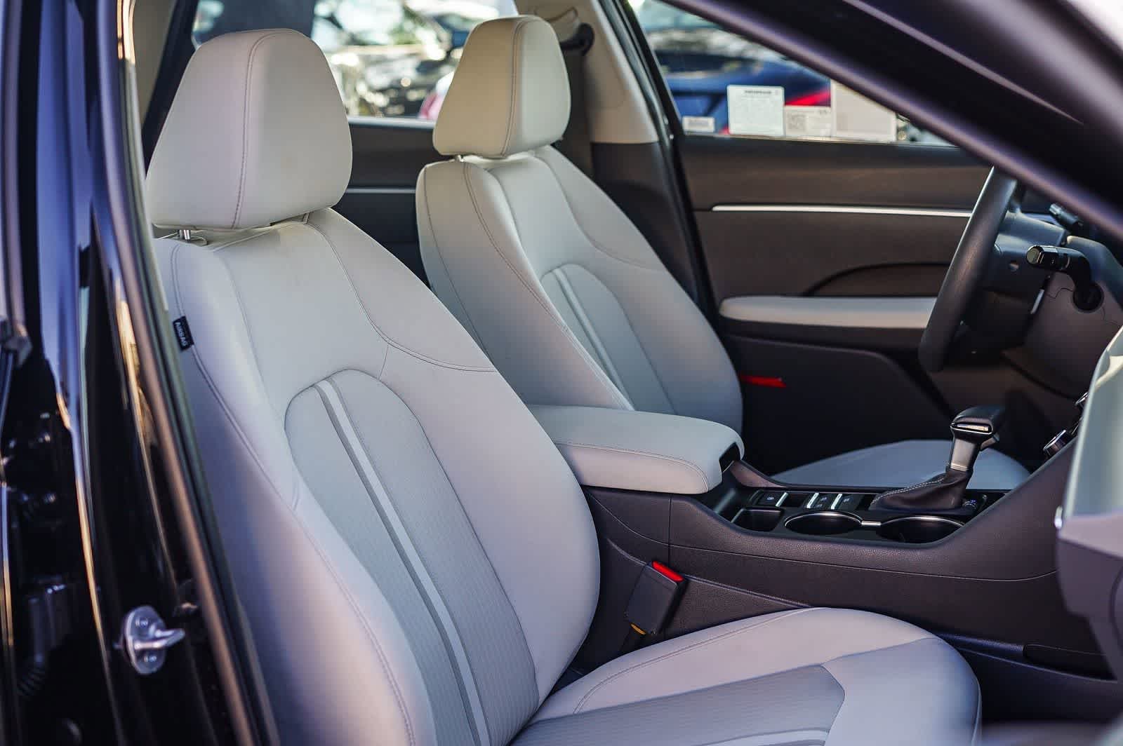 Certified 2025 Hyundai Sonata SE image 15