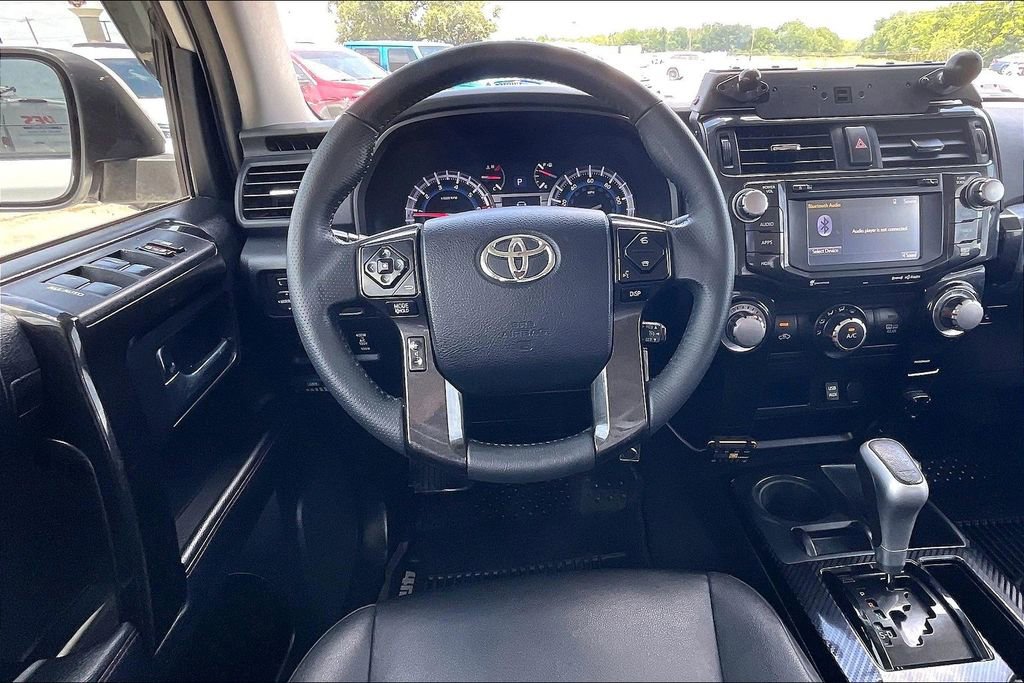 Used 2019 Toyota 4Runner TRD Off-Road Premium AWD/4WD image 8