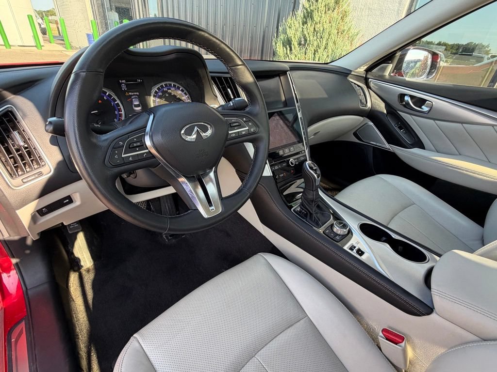 Used 2022 INFINITI Q50 Luxe AWD/4WD image 7