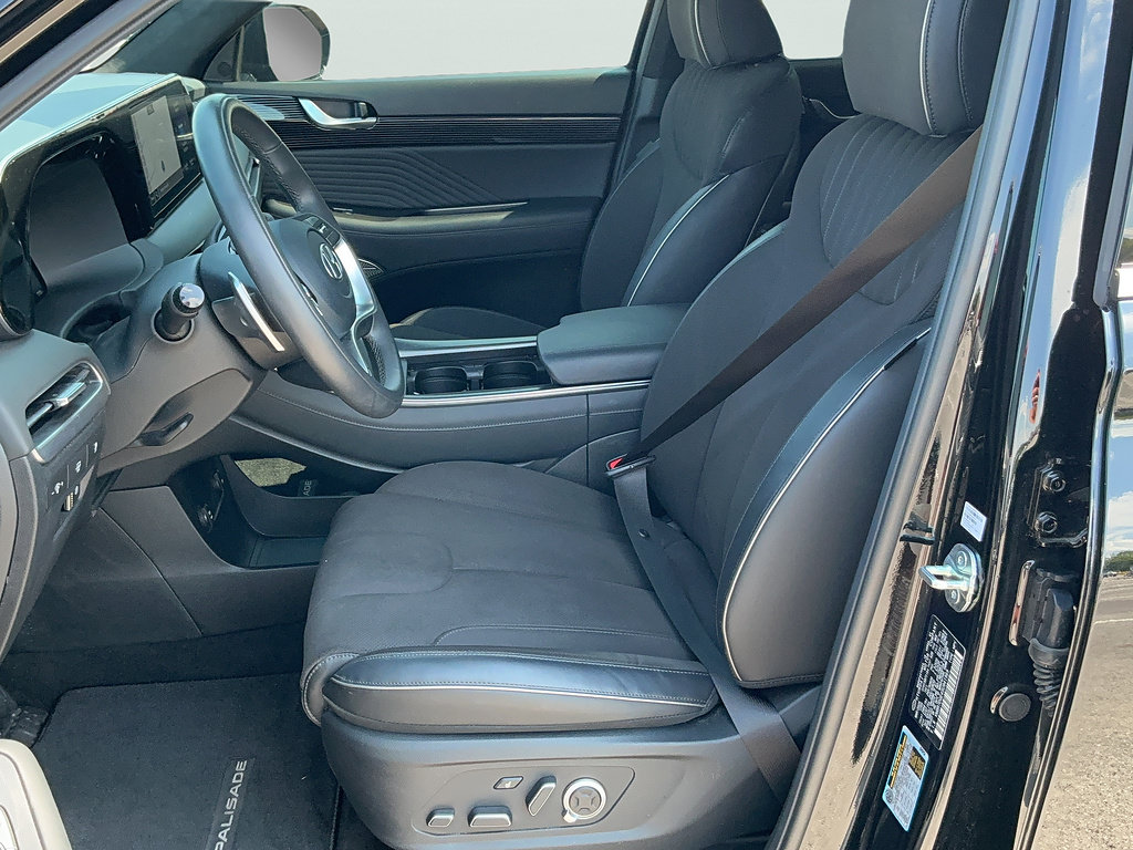 Certified 2025 Hyundai Palisade Calligraphy AWD/4WD image 22