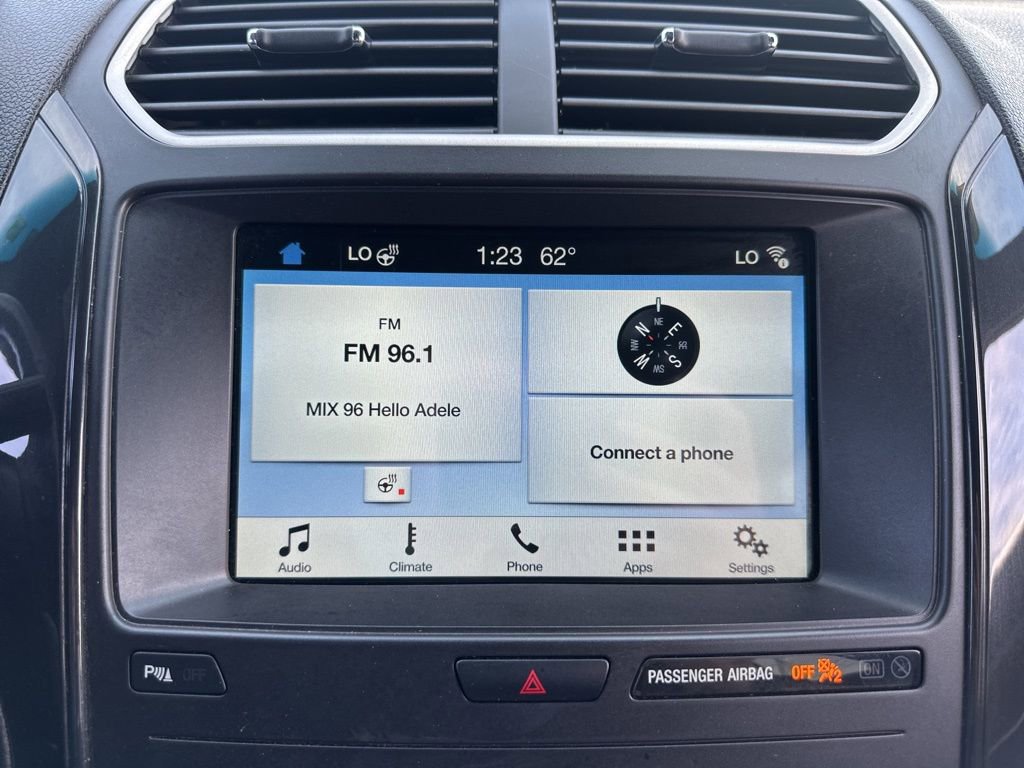 Used 2018 Ford Explorer XLT w/ Equipment Group 202A AWD/4WD image 9