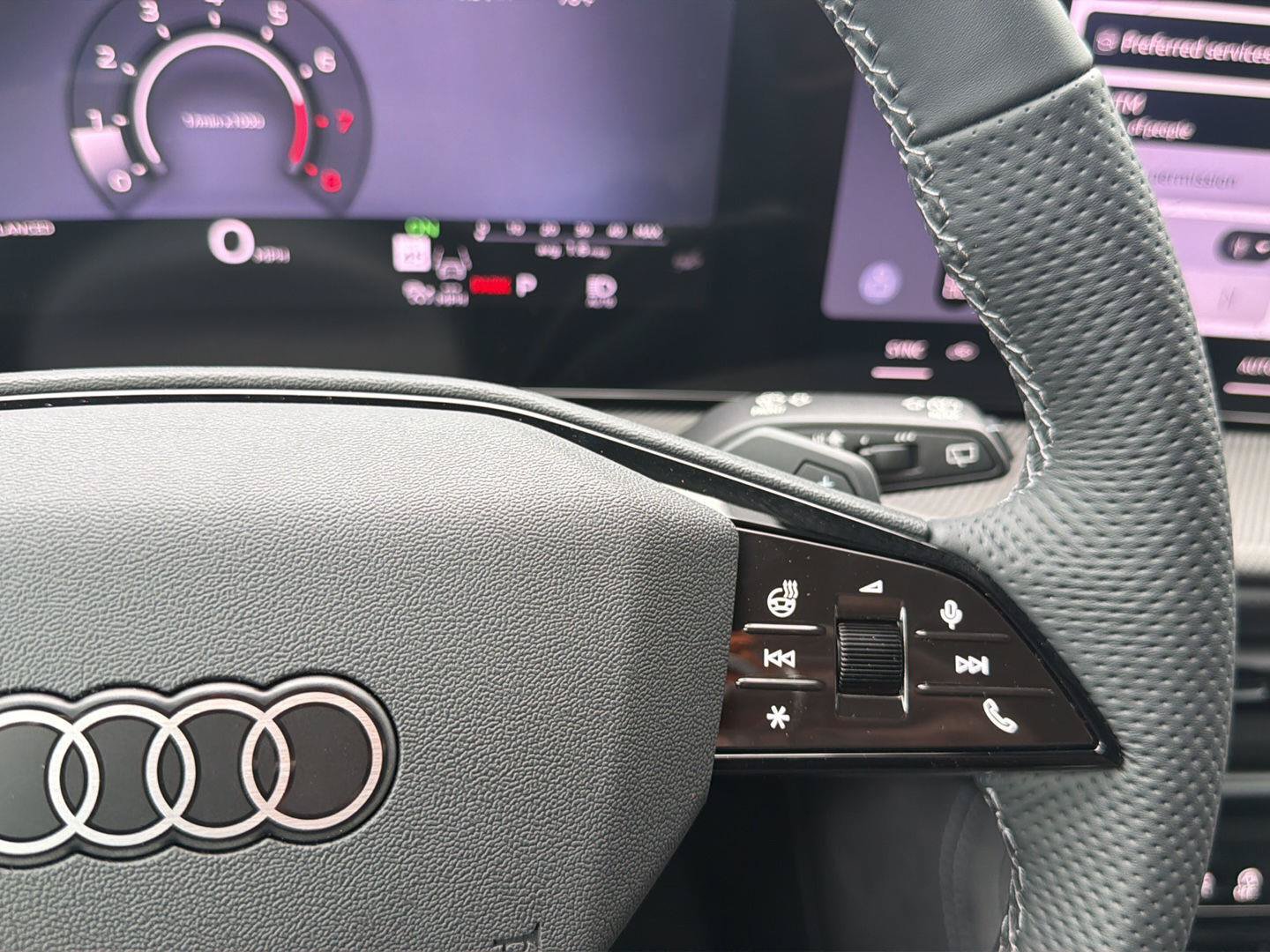 New 2026 Audi SQ5 Premium Plus AWD/4WD image 18