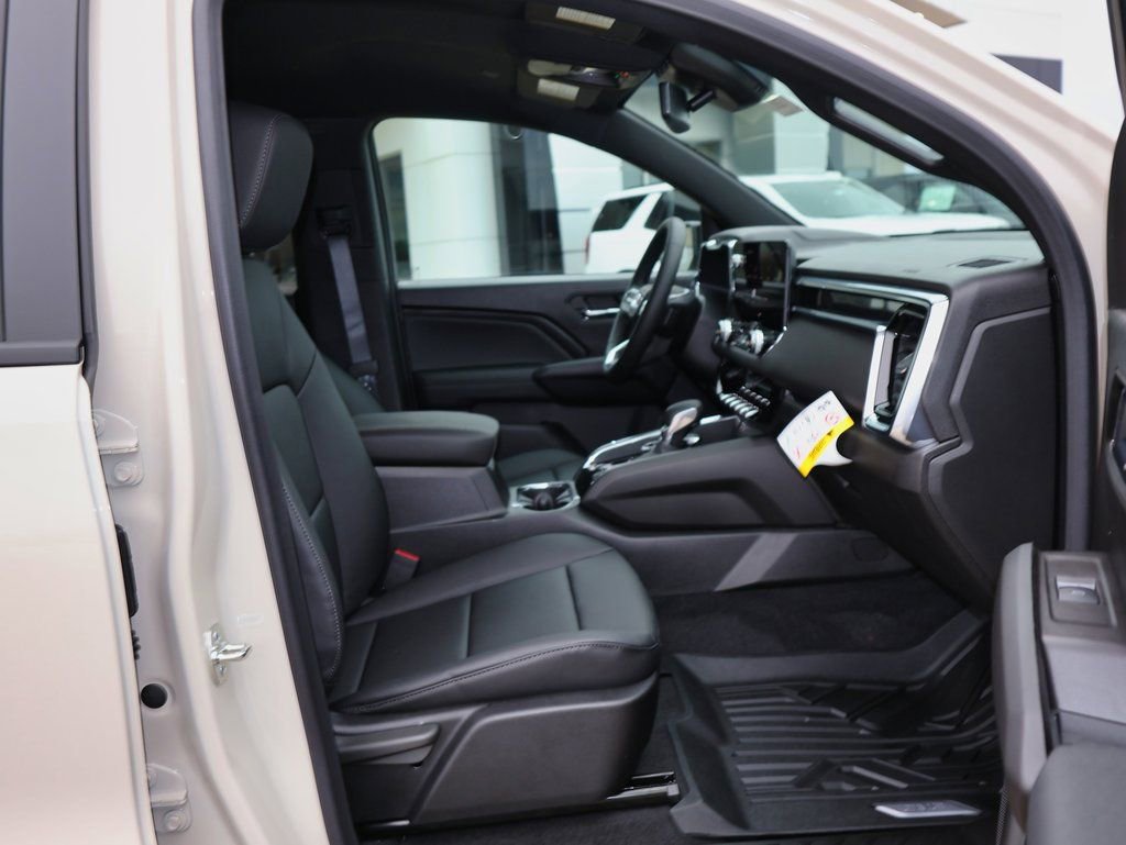 New 2026 GMC Canyon Elevation w/ Convenience Package image 26