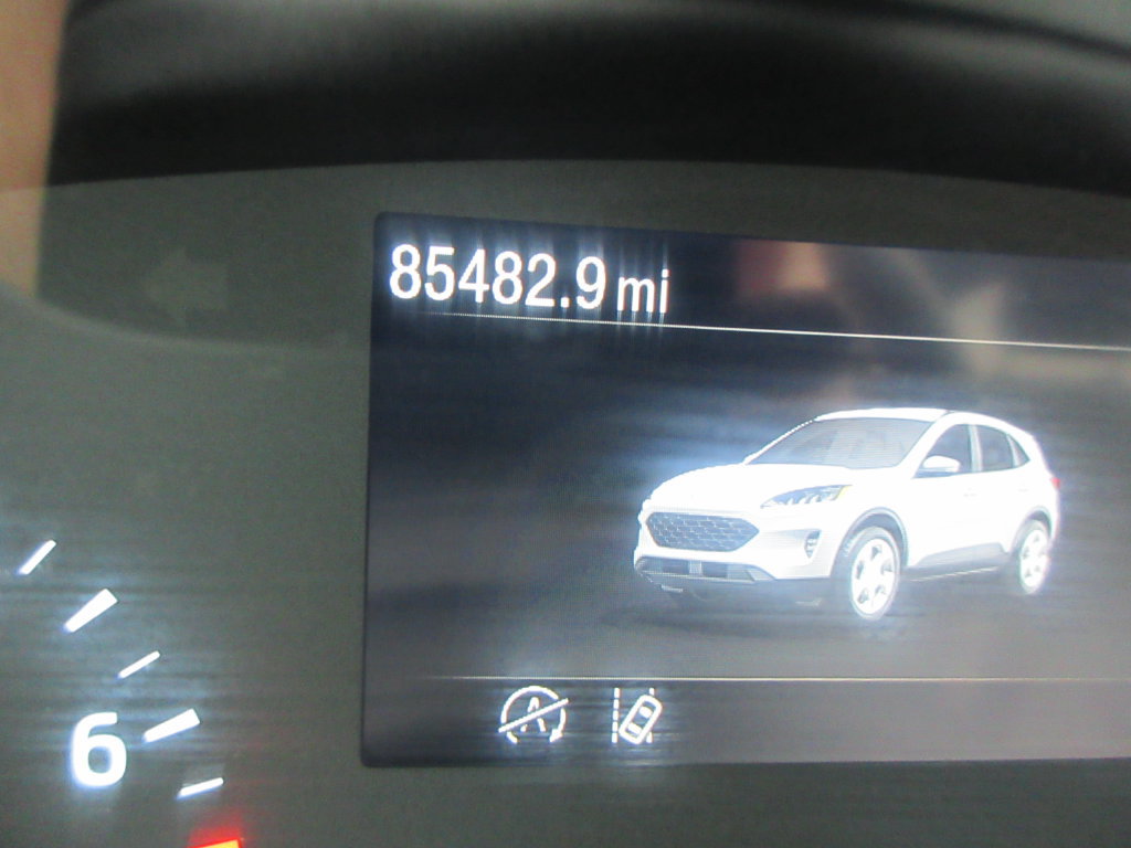 Used 2022 Ford Escape SE AWD/4WD image 25