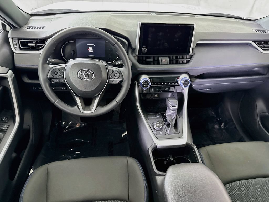 Certified 2025 Toyota RAV4 SE w/ Convenience Package AWD/4WD image 4