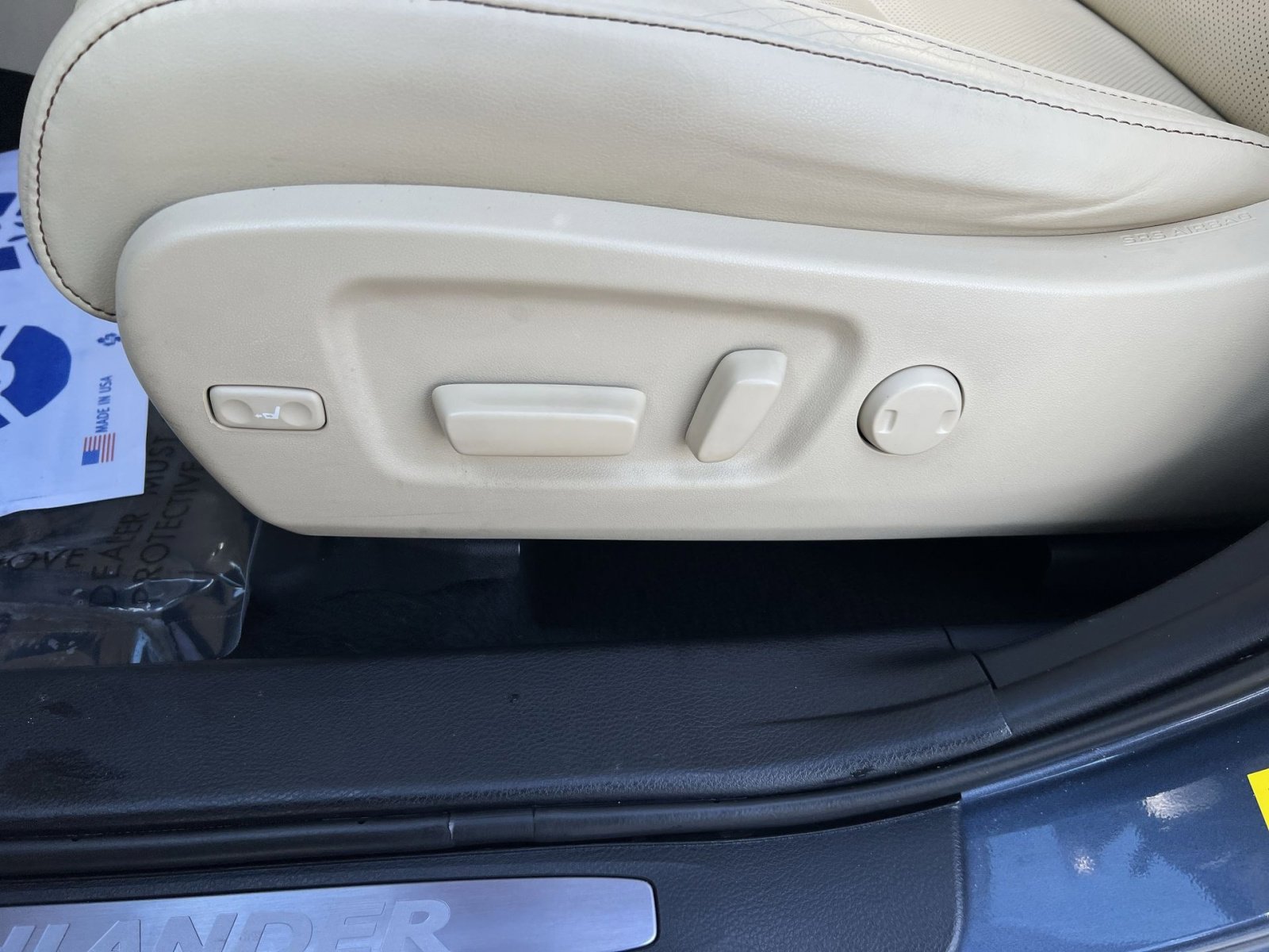 Used 2019 Toyota Highlander Limited Platinum image 14