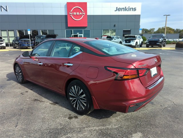Certified 2023 Nissan Altima 2.5 SV image 6