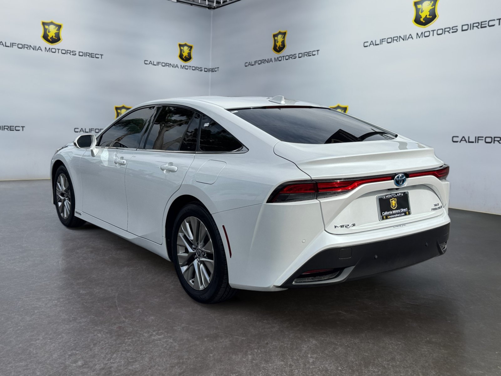 Used 2021 Toyota Mirai w/ Advanced Technology Package RWD image 3