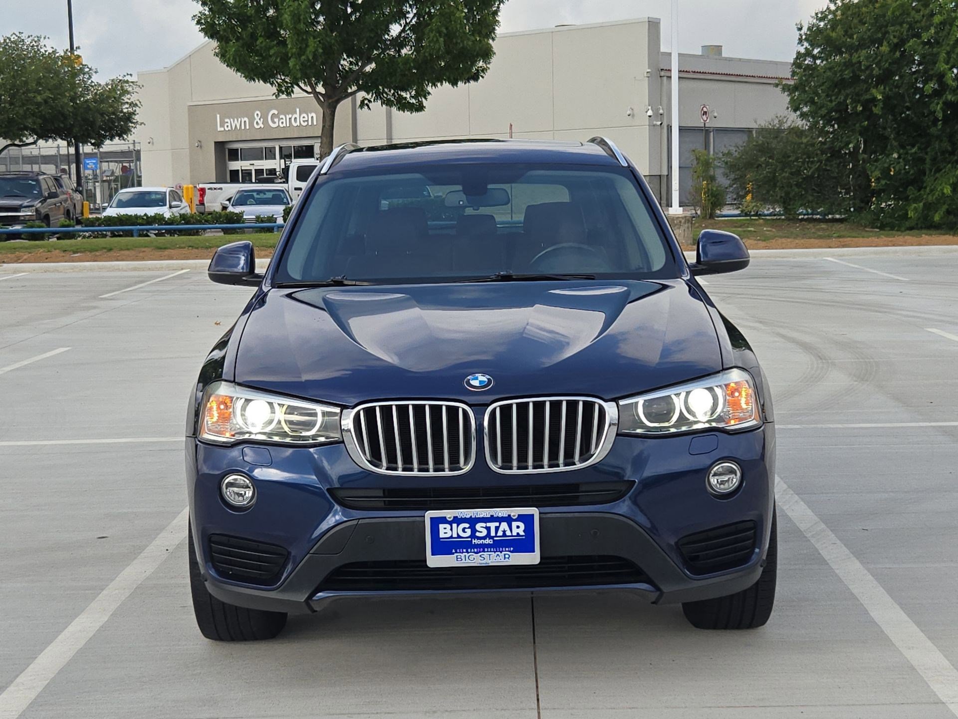 Used 2016 BMW X3 xDrive28i AWD/4WD image 9