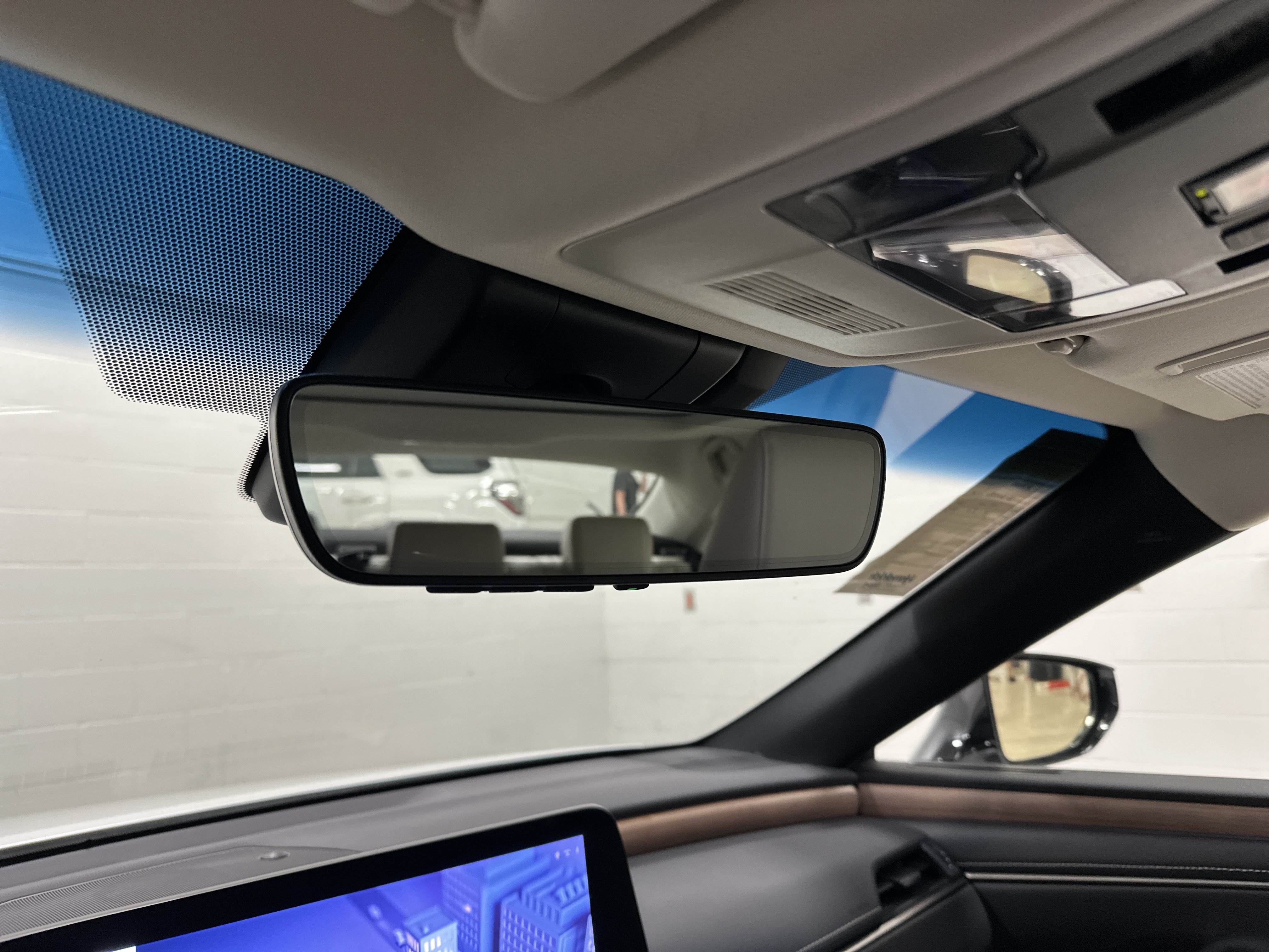 Used 2023 Lexus ES 350 w/ Accessory Package (Z2) FWD image 27
