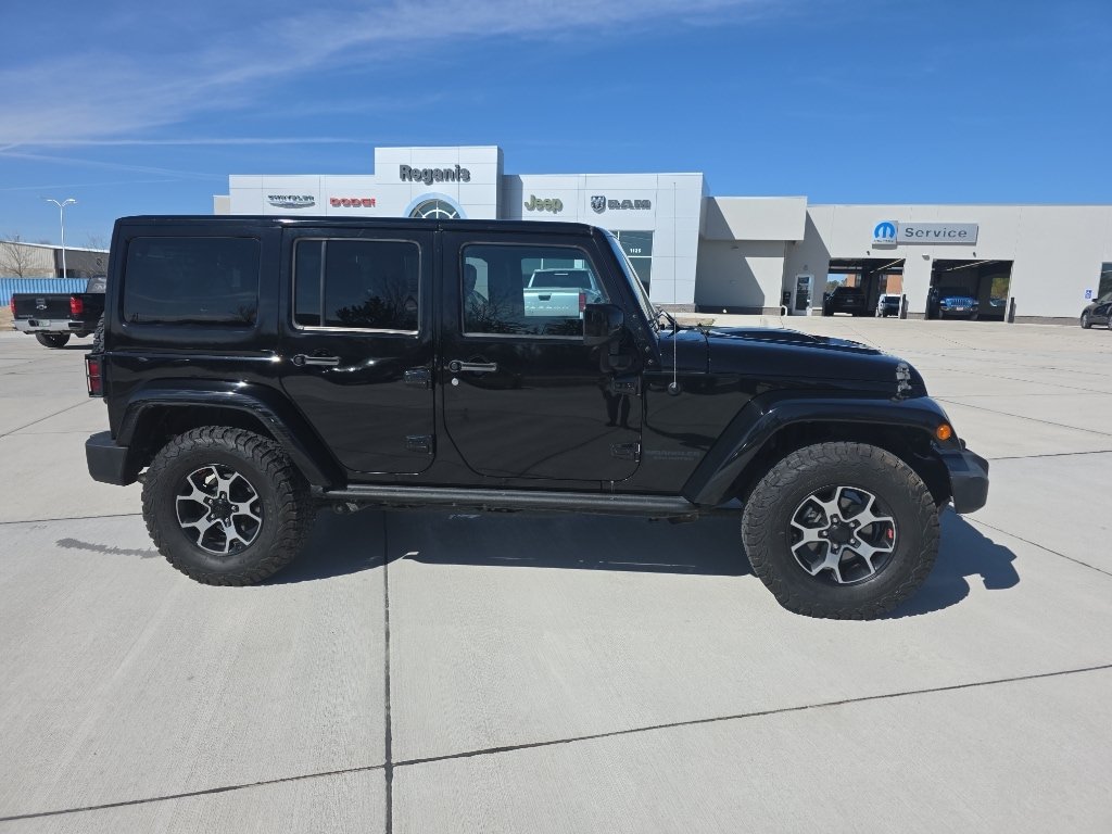 Used 2015 Jeep Wrangler Unlimited Sahara AWD/4WD image 25