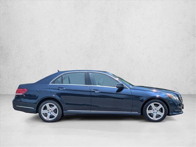 Used 2014 Mercedes-Benz E 350 4MATIC Sedan image 4