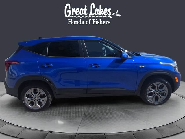Used 2024 Kia Seltos LX AWD/4WD image 6