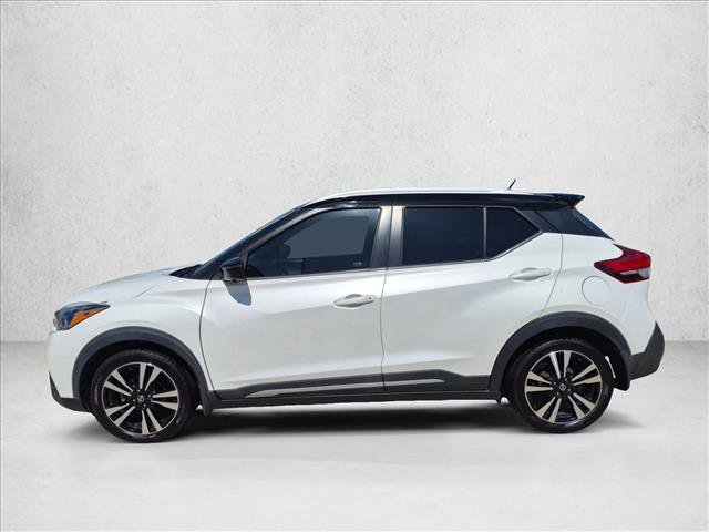 Used 2020 Nissan Kicks SR w/ SR Premium Package FWD image 8