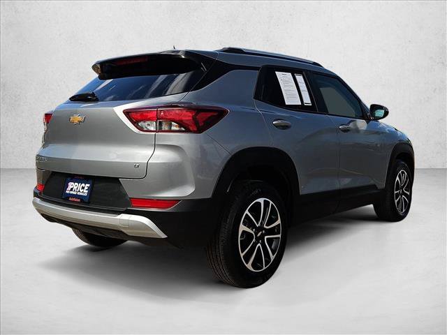 Used 2025 Chevrolet TrailBlazer LT AWD/4WD image 5