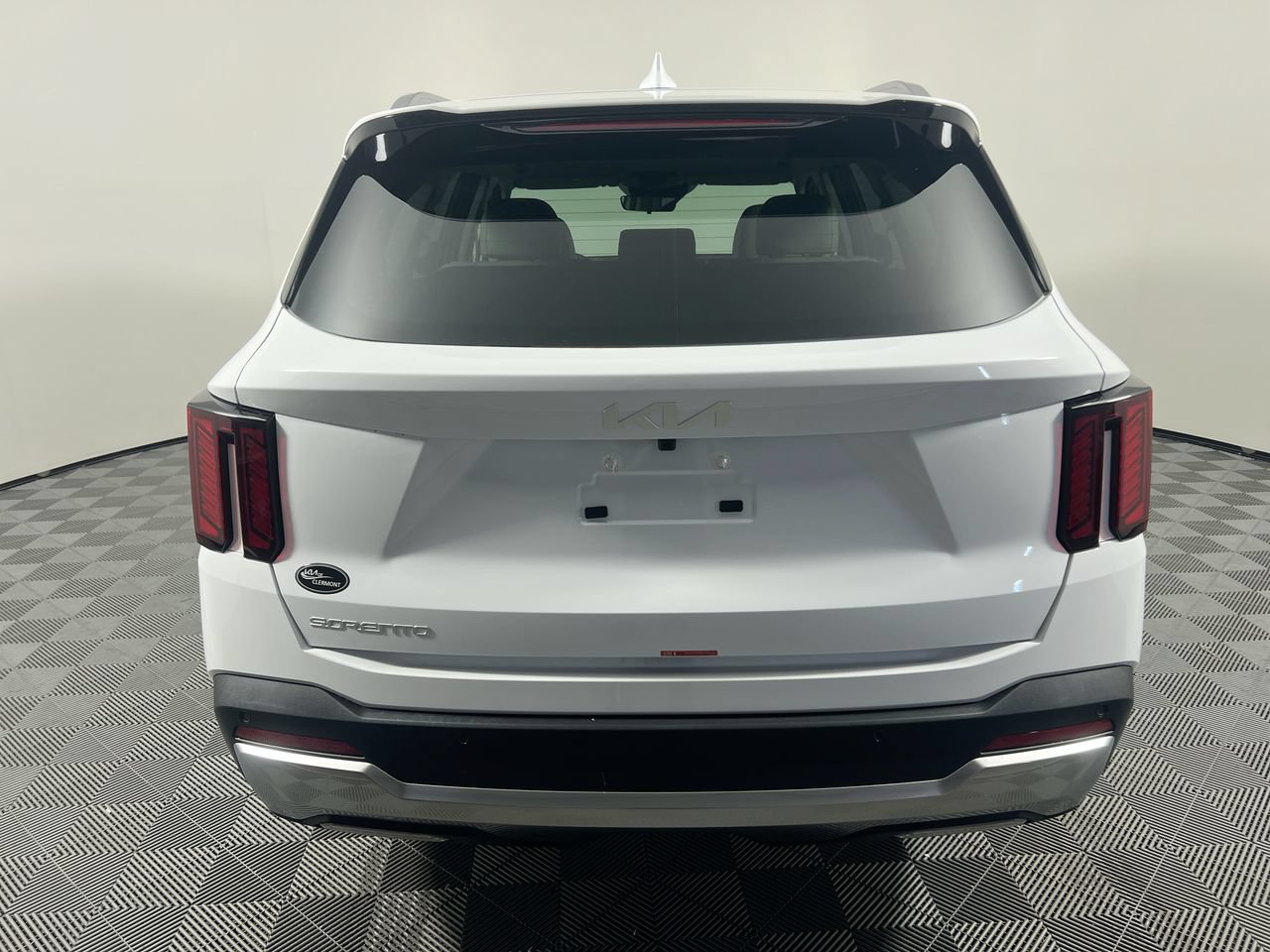 New 2026 Kia Sorento S FWD image 4