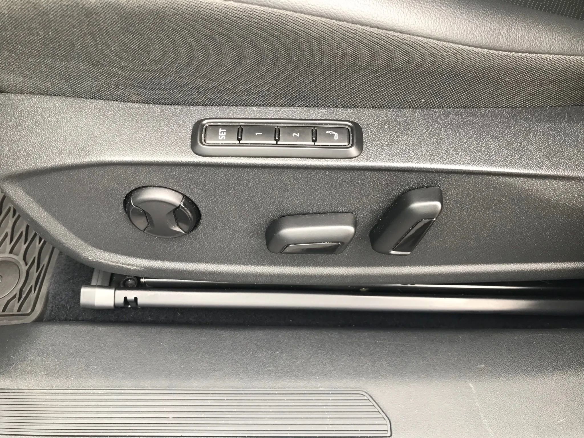 Used 2022 Volkswagen ID.4 Pro S w/ Gradient Package image 66