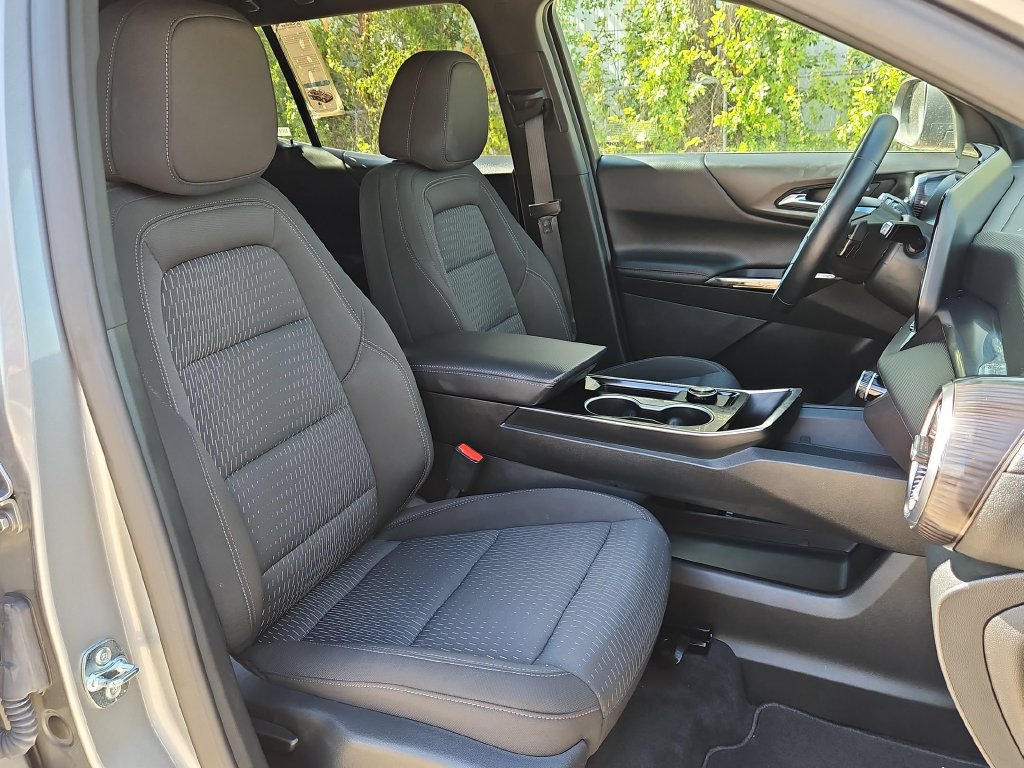 Used 2026 Chevrolet Equinox LT FWD image 31
