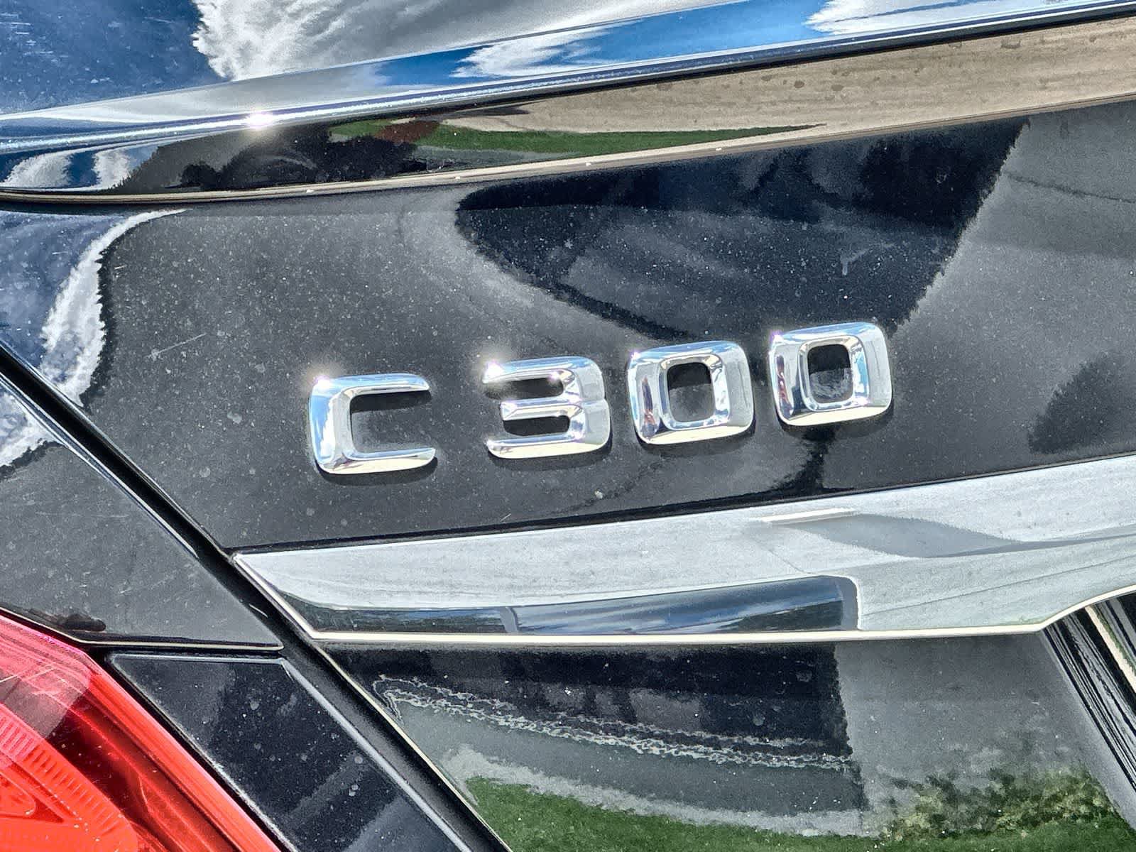 Used 2015 Mercedes-Benz C 300 Sedan image 14