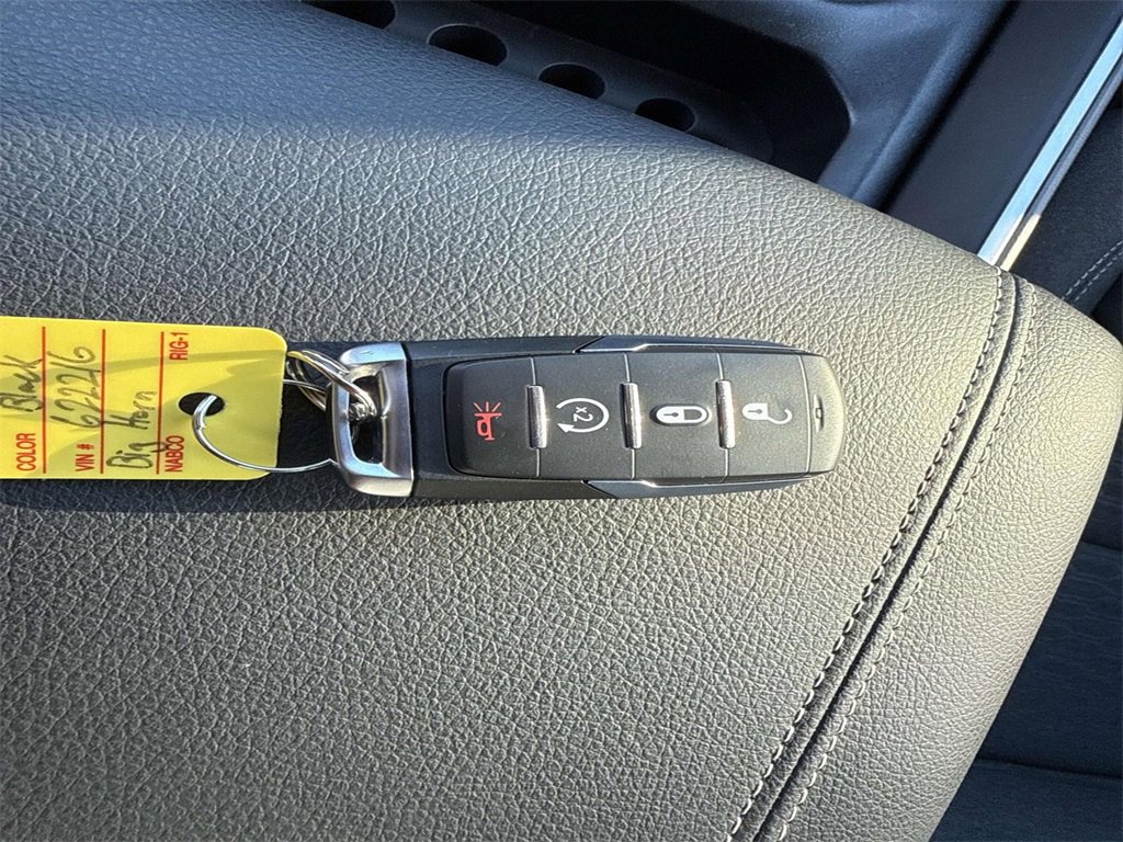 Used 2025 RAM 1500 Big Horn image 33