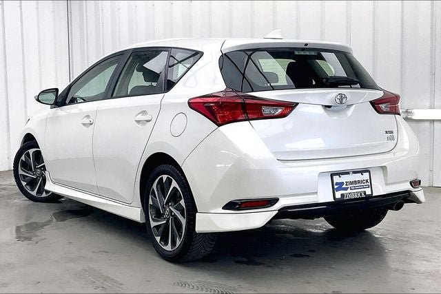 Used 2018 Toyota Corolla iM w/ All-Weather Mat Package FWD image 11