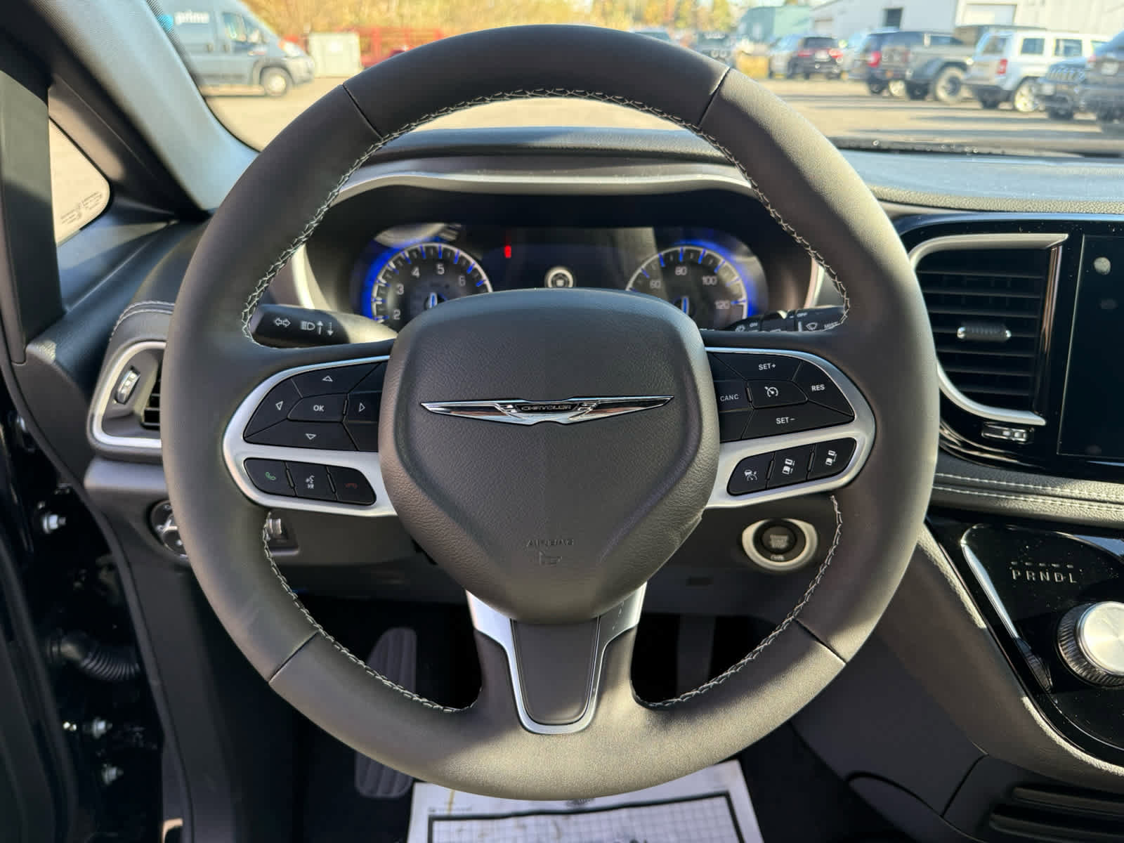 New 2026 Chrysler Pacifica Select image 20