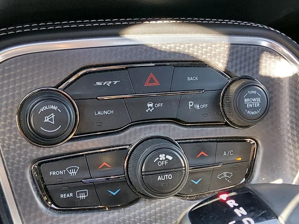 Used 2016 Dodge Challenger SRT Hellcat image 20