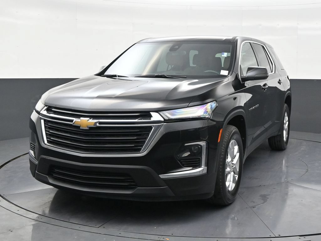 Used 2022 Chevrolet Traverse LS FWD image 8