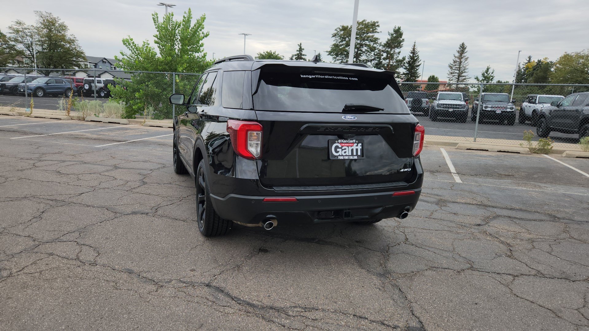 Certified 2023 Ford Explorer ST-Line w/ Class IV Trailer Tow Package AWD/4WD image 8