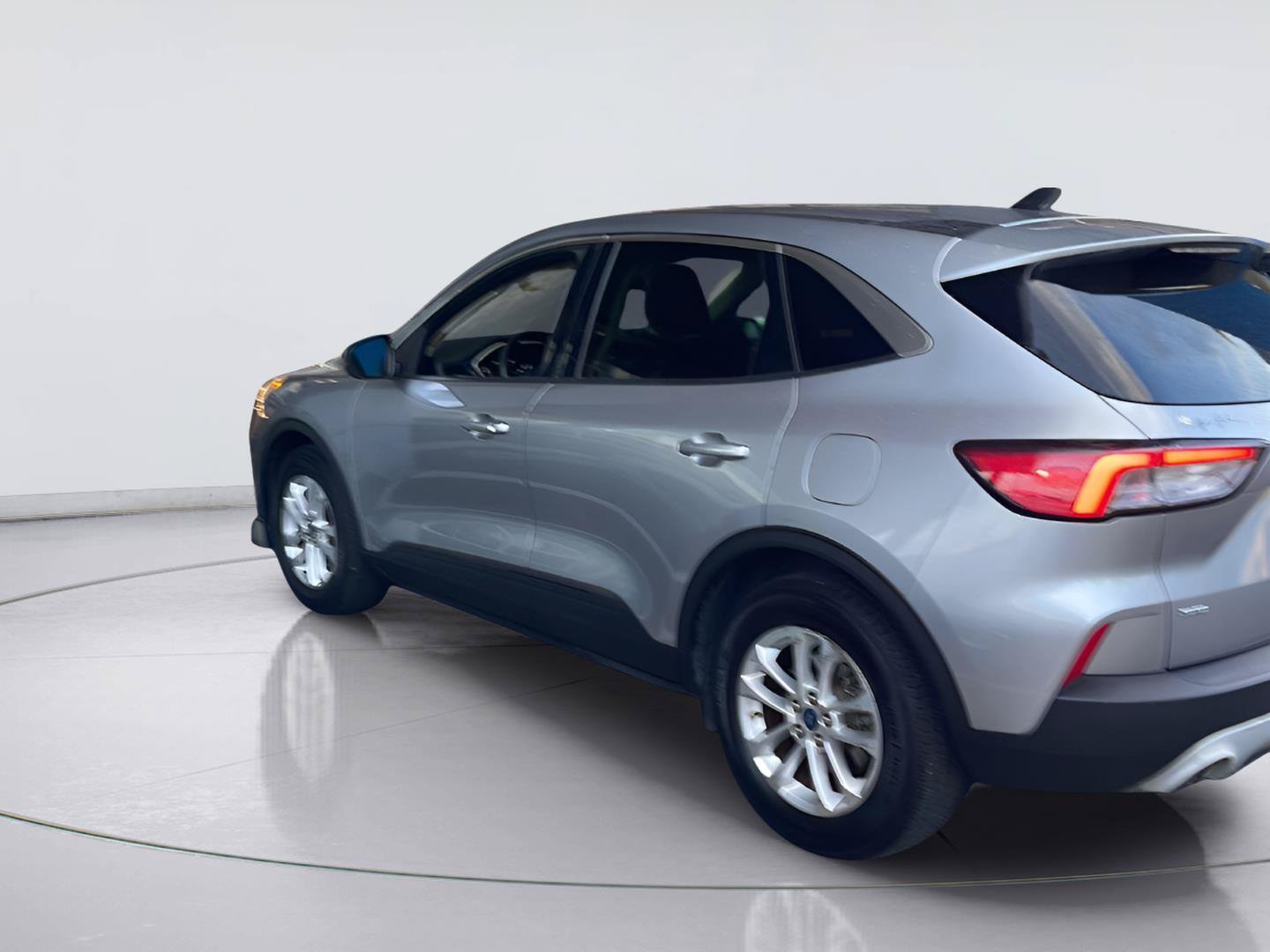 Used 2021 Ford Escape SE FWD image 5