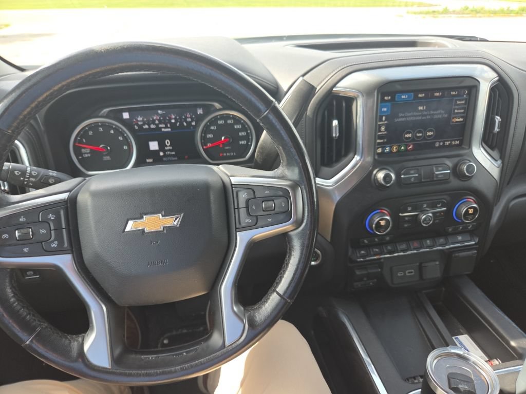 Used 2021 Chevrolet Silverado 1500 LTZ w/ Technology Package AWD/4WD image 28