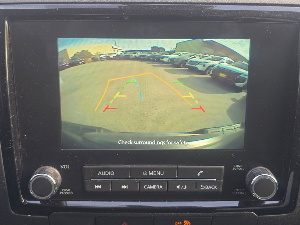 Used 2022 Nissan Frontier SV image 7