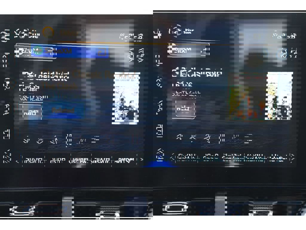 Used 2025 Chevrolet Equinox LT w/ Convenience Package II image 17