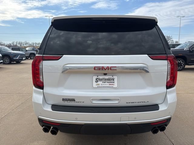 Used 2022 GMC Yukon XL Denali image 4