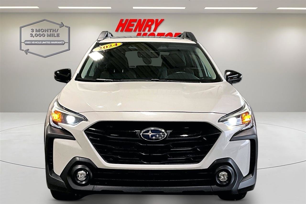 Used 2024 Subaru Outback Onyx Edition AWD/4WD image 2