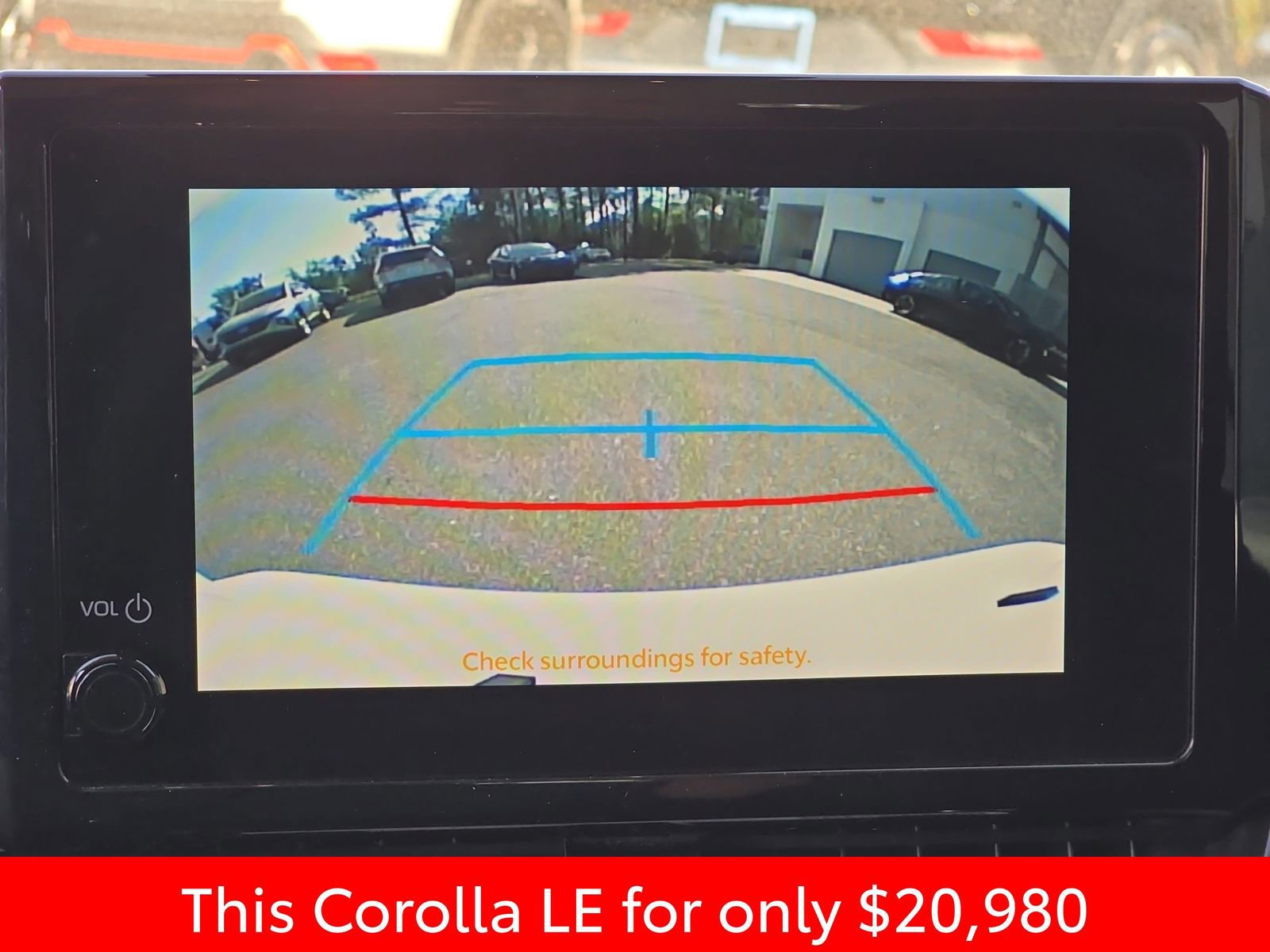Used 2024 Toyota Corolla LE image 28