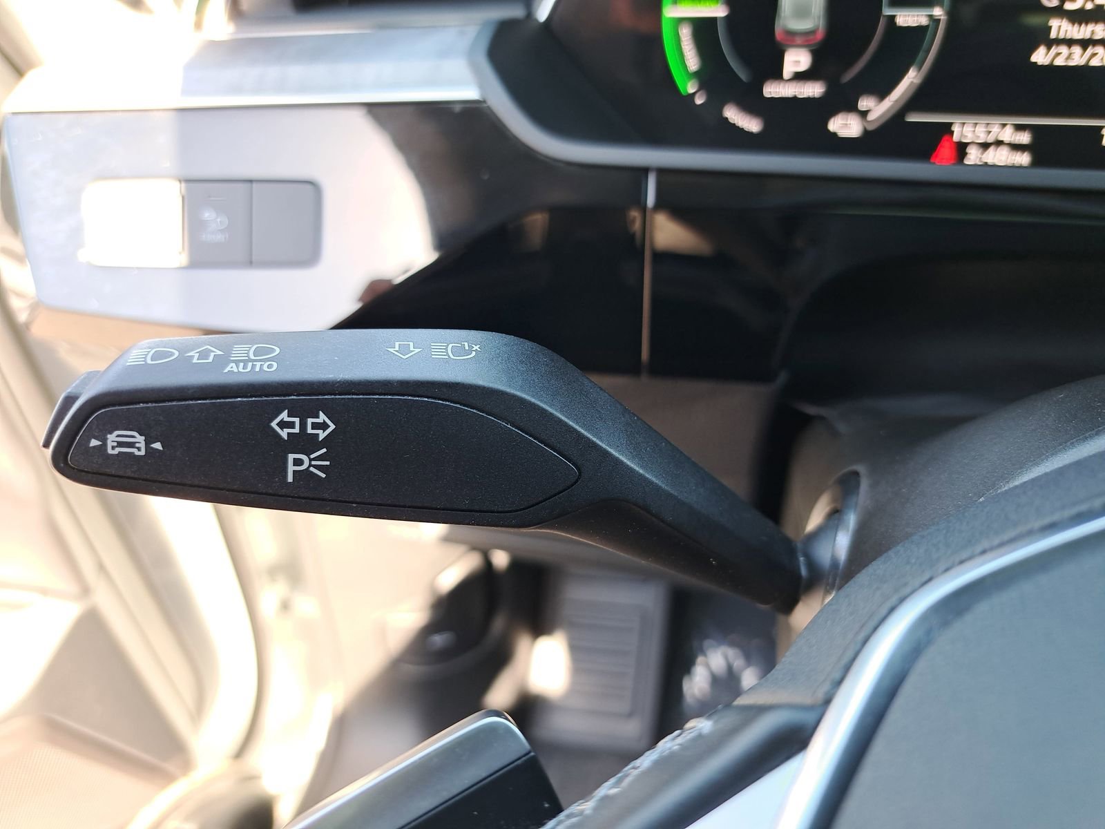 Used 2024 Audi Q8 e-tron Premium AWD/4WD image 27