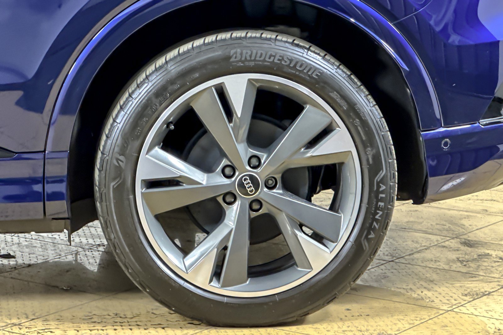 Used 2023 Audi Q4 e-tron Premium Plus AWD/4WD image 25