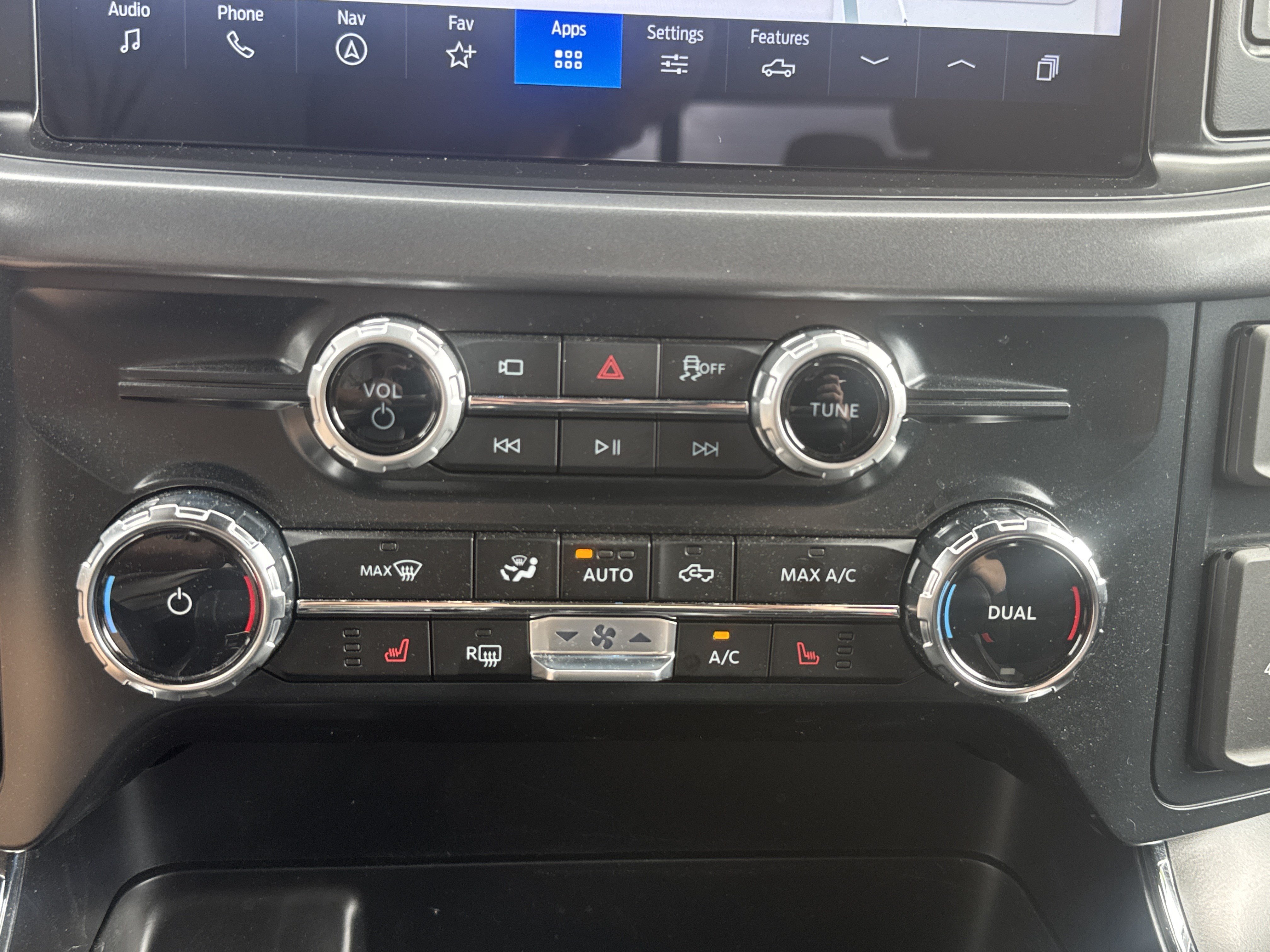 Used 2026 Ford F150 XLT w/ Equipment Group 302A MID AWD/4WD image 21
