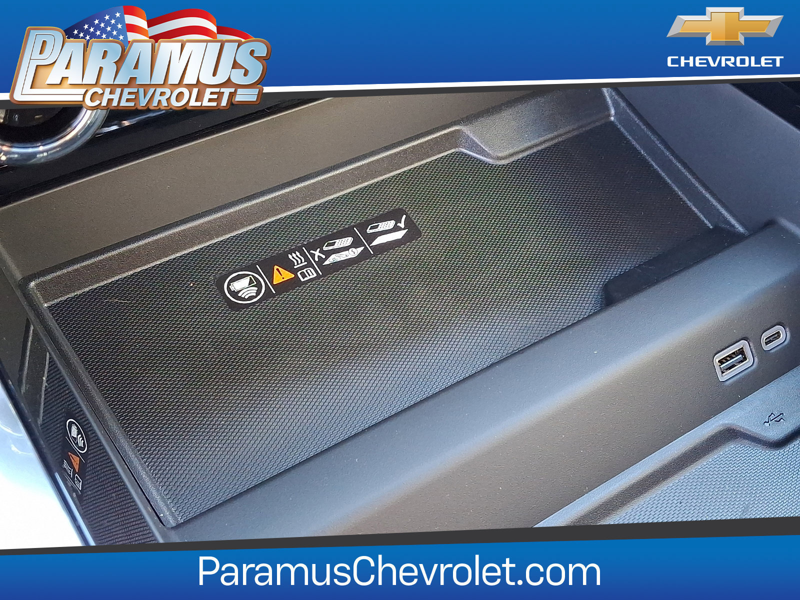 New 2026 Chevrolet Suburban High Country AWD/4WD image 17