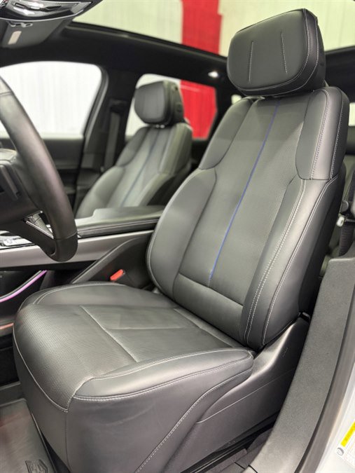 Used 2024 Cadillac Lyriq Luxury w/ LPO, Floor Liner Package AWD/4WD image 12