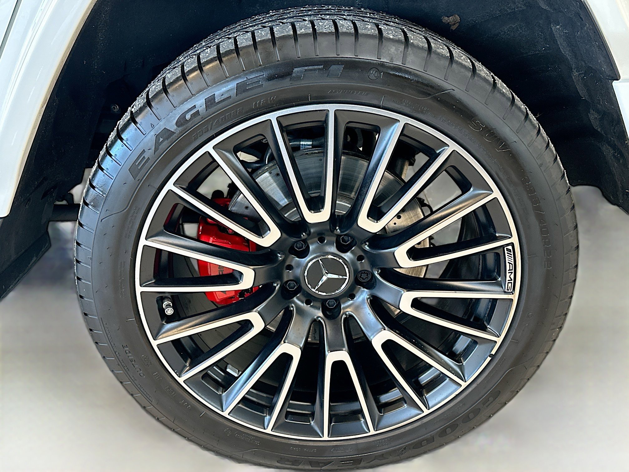 Certified 2025 Mercedes-Benz G 63 AMG 4MATIC image 39