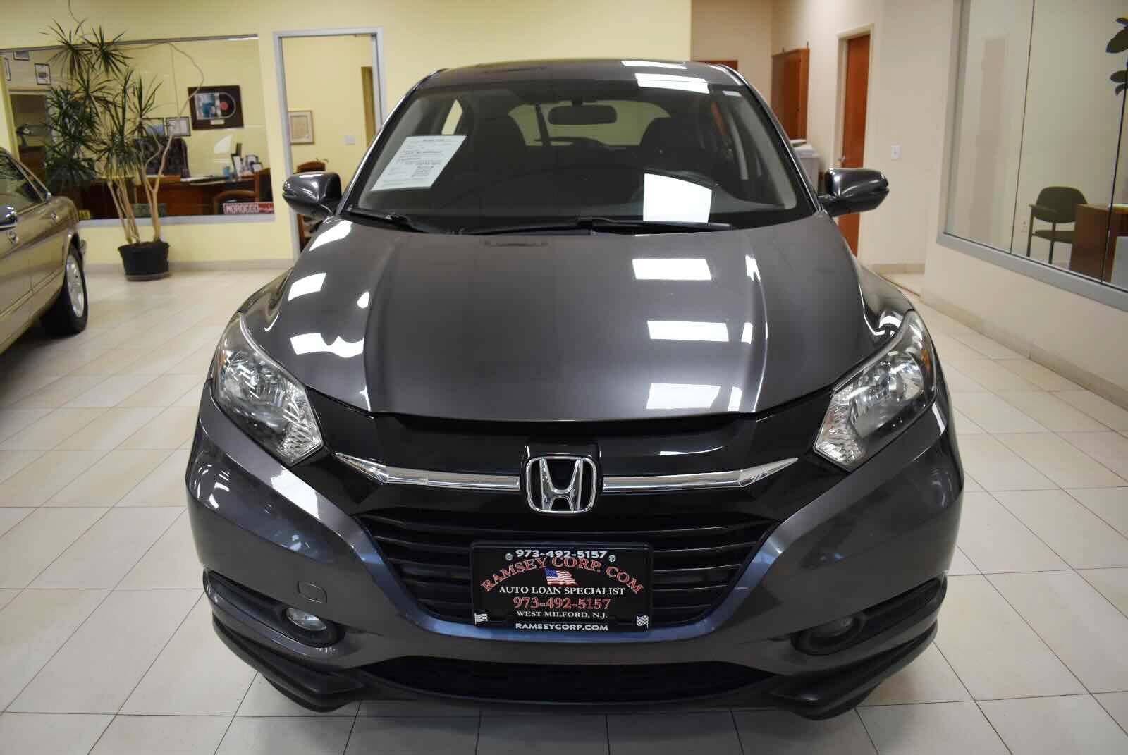 Used 2018 Honda HR-V EX image 9