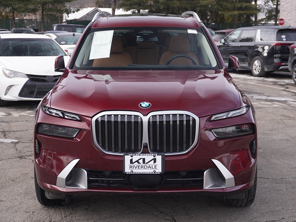 Used 2024 BMW X7 xDrive40i w/ Premium Package image 17