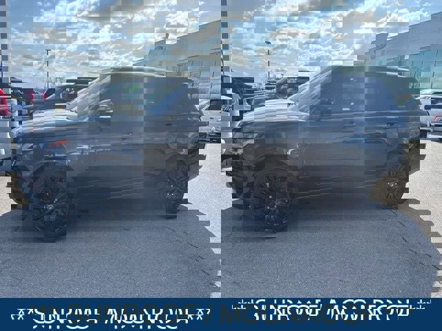 Used 2021 Land Rover Range Rover Westminster Edition image 3