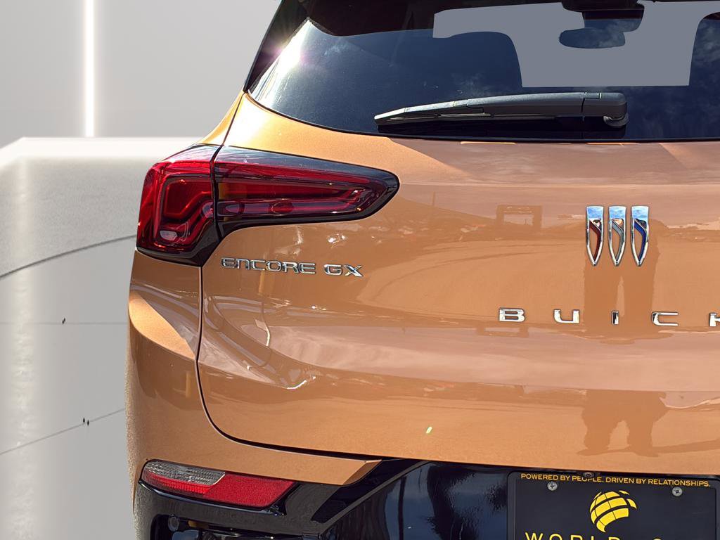 Used 2024 Buick Encore GX Sport Touring w/ Advanced Technology Package image 29