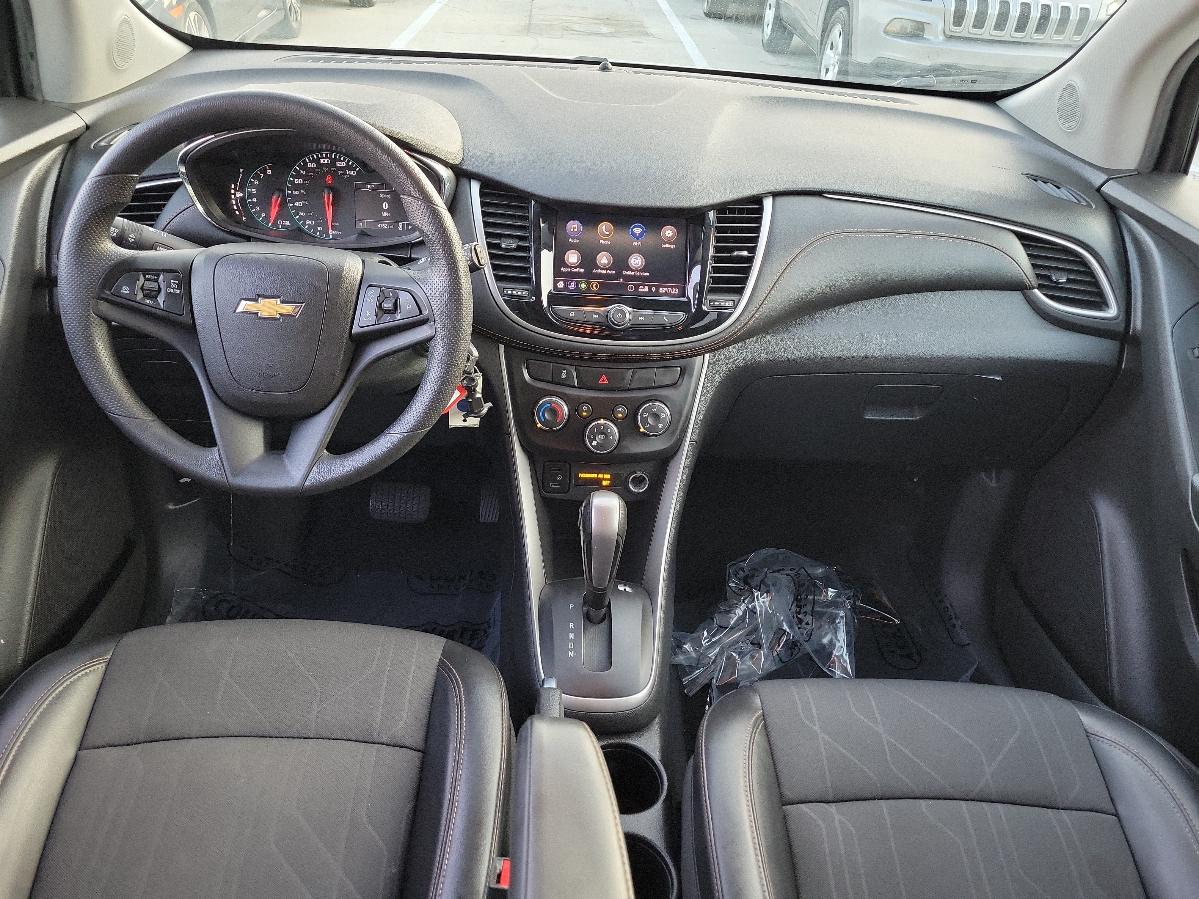 Used 2021 Chevrolet Trax LT FWD image 12