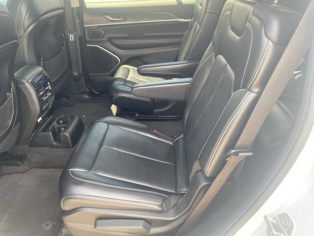 Used 2021 Jeep Grand Cherokee L Limited RWD image 8