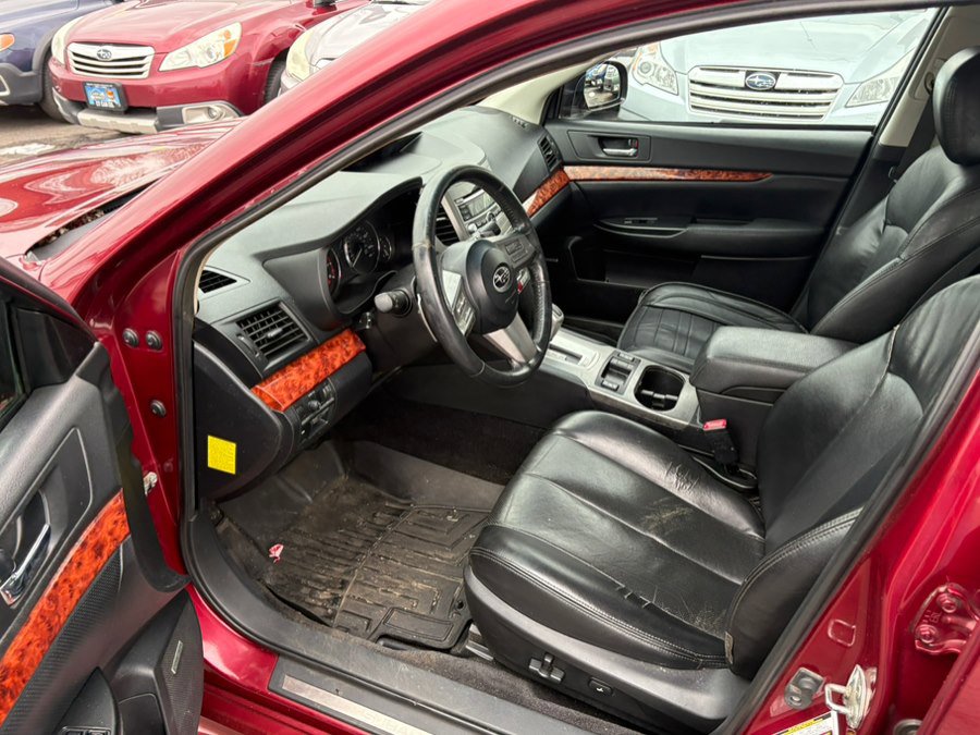 Used 2011 Subaru Legacy 2.5i Limited image 5