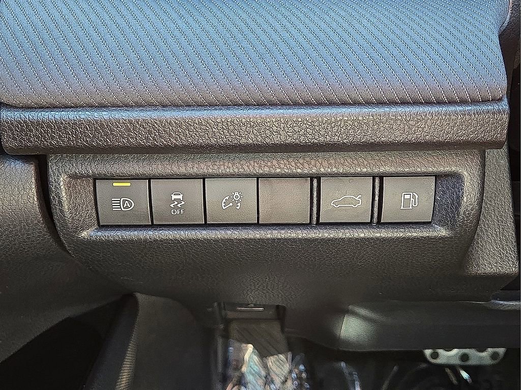 Used 2026 Toyota Camry SE w/ Convenience Package image 26